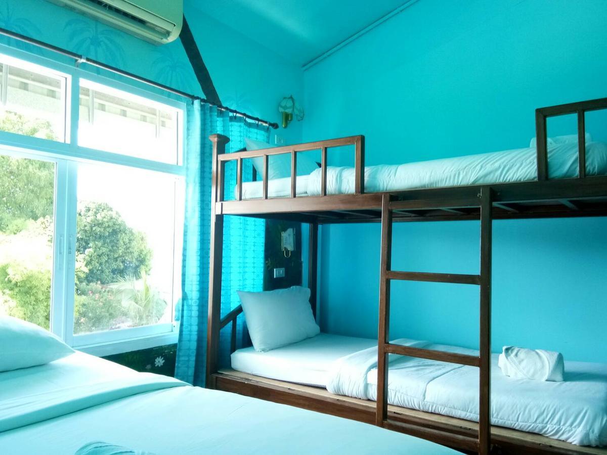 The Corner Transit Hostel Koh Samui Ngoại thất bức ảnh